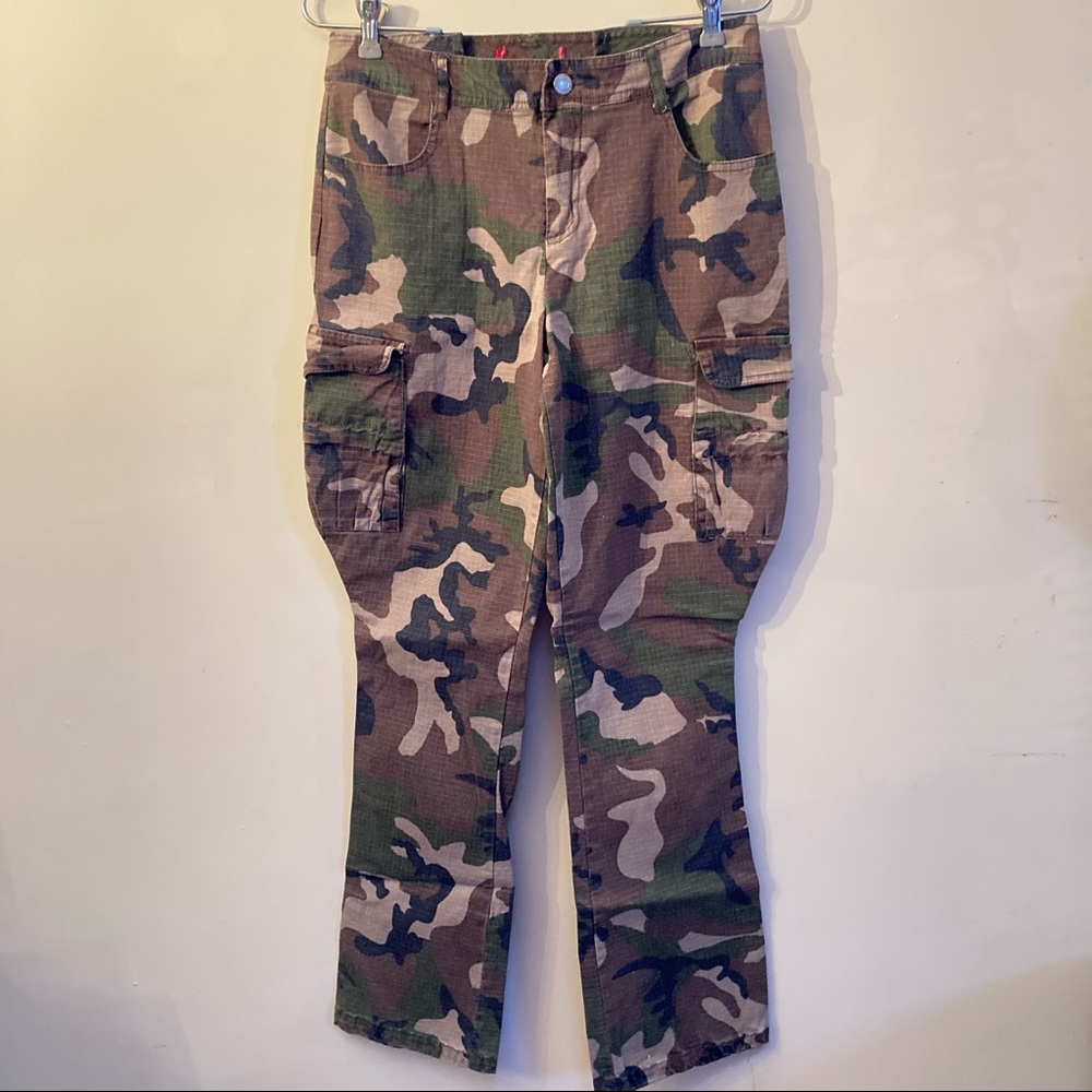 Miss Sixteen Baggy Camo Cargo Pants Sz 2